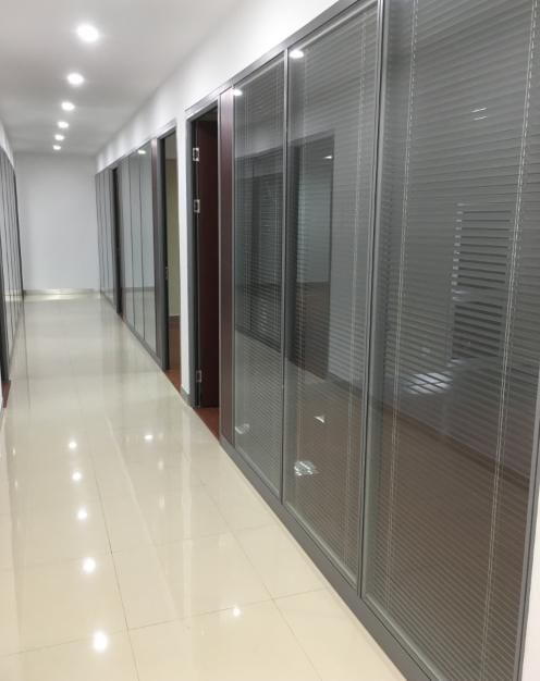 嘉兴工程玻璃隔断安装